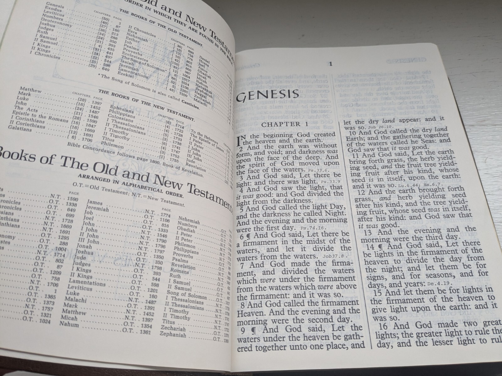 Holy Bible Giant Print Manna Edition KJV Red Letter 1975 – New
