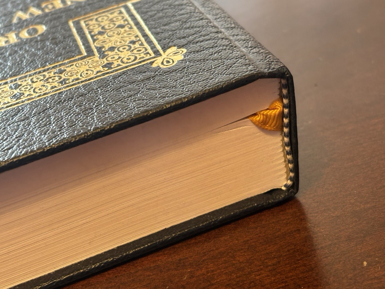 The Orthodox NEW TESTAMENT Holy Gospels Vol. 1 Blue Hard Cover Book New
