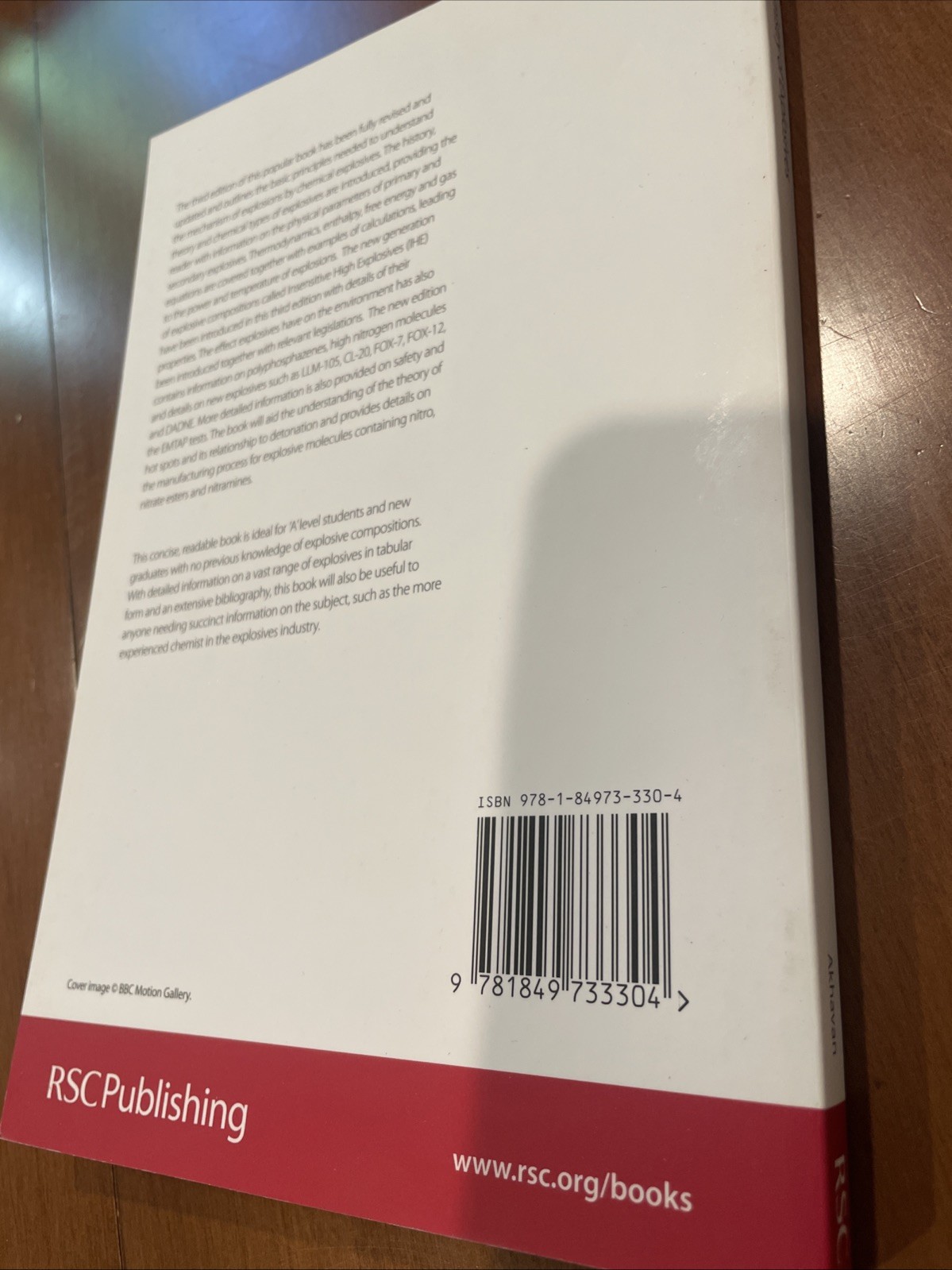 The Chemistry Of Explosives – 3rd edition (RSC Publishing) / J. Akhavan
