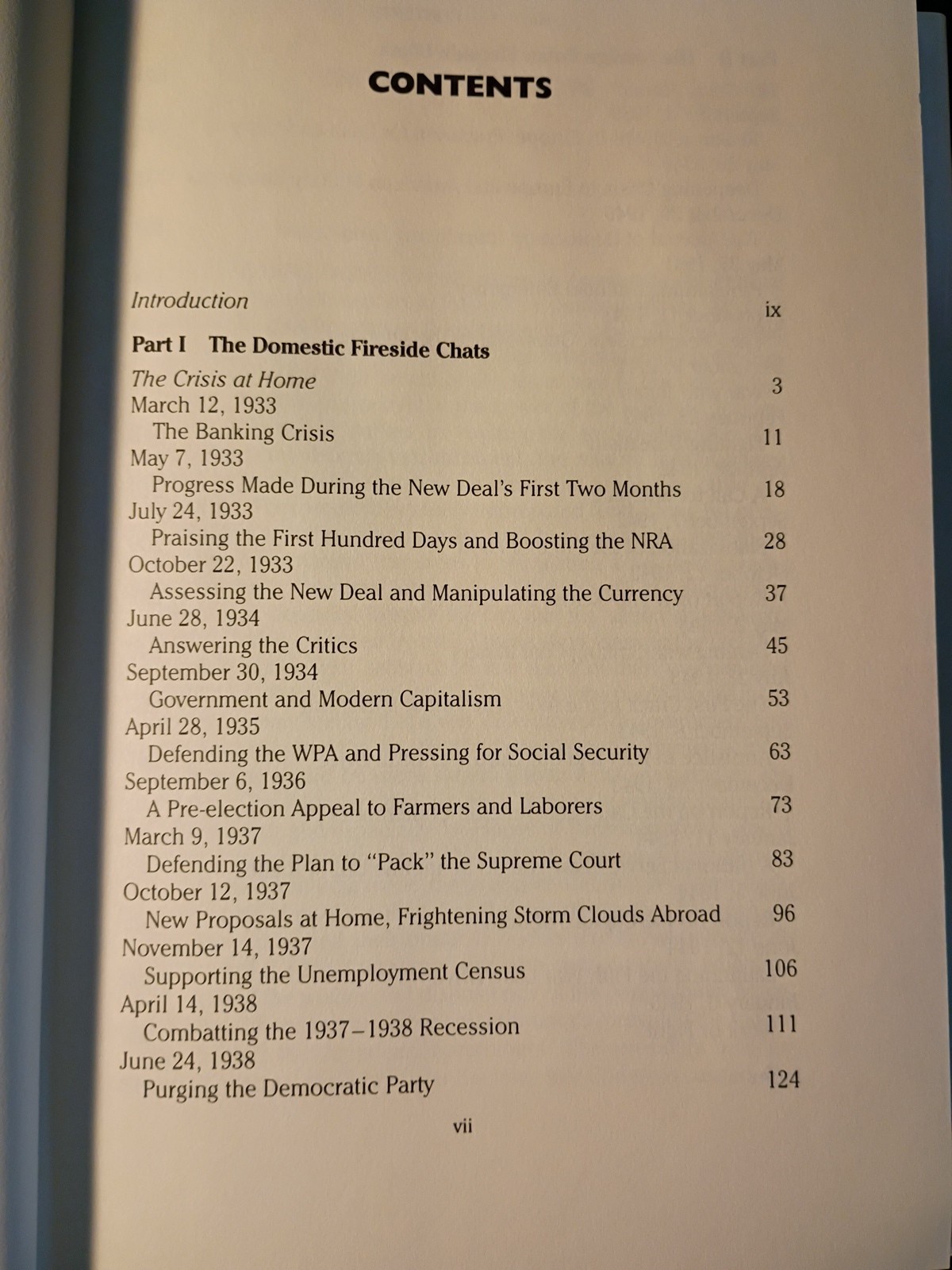FDR’S FIRESIDE CHATS By Russell D. Buhite & David W. Levy 1992