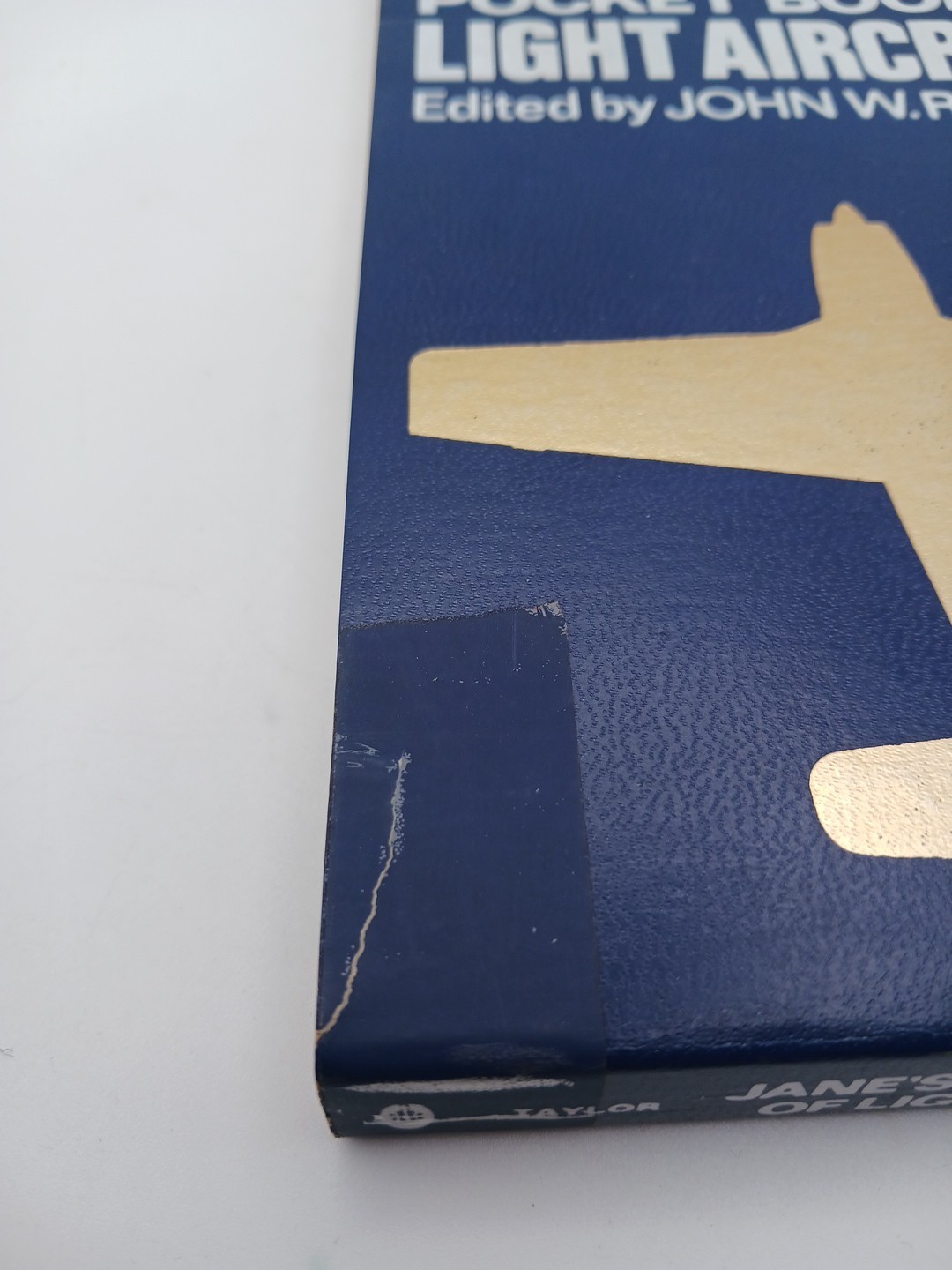 Jane’s Pocket Book of Light Aircraft by John W R Taylor Collier Books 1986 USA