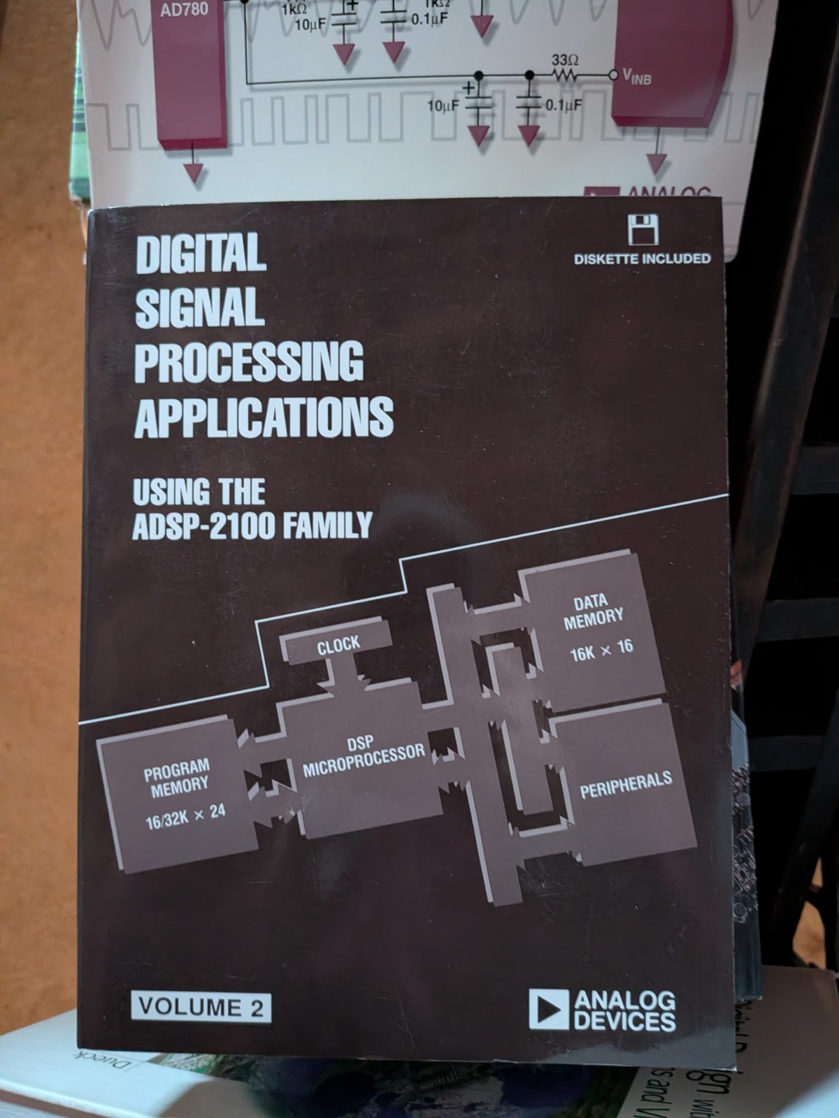 Digital Signal Processing Applications Using the ADSP 2100 Family, Volume 2