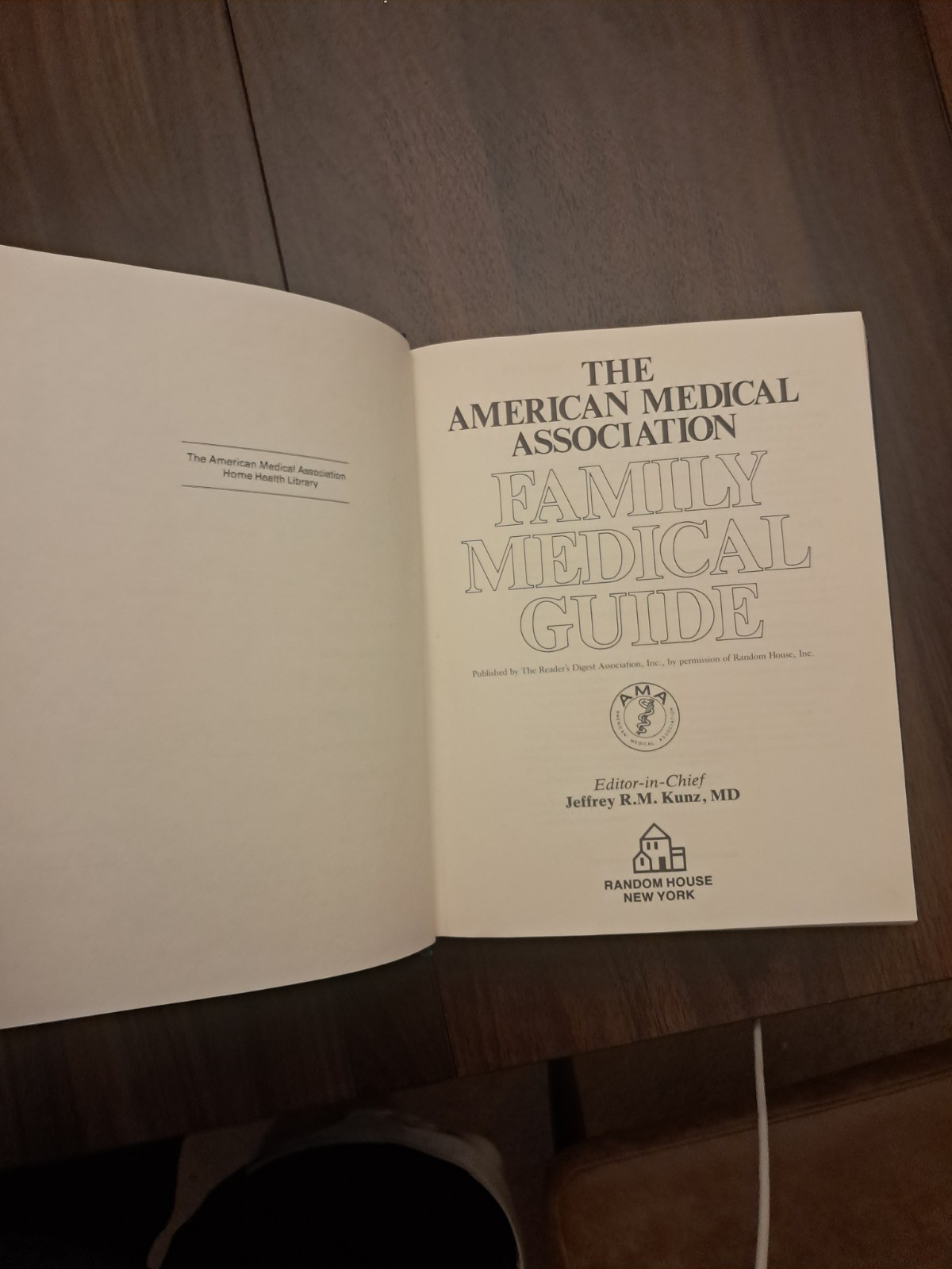 1982 AMA Family Medical Guide Book American Association