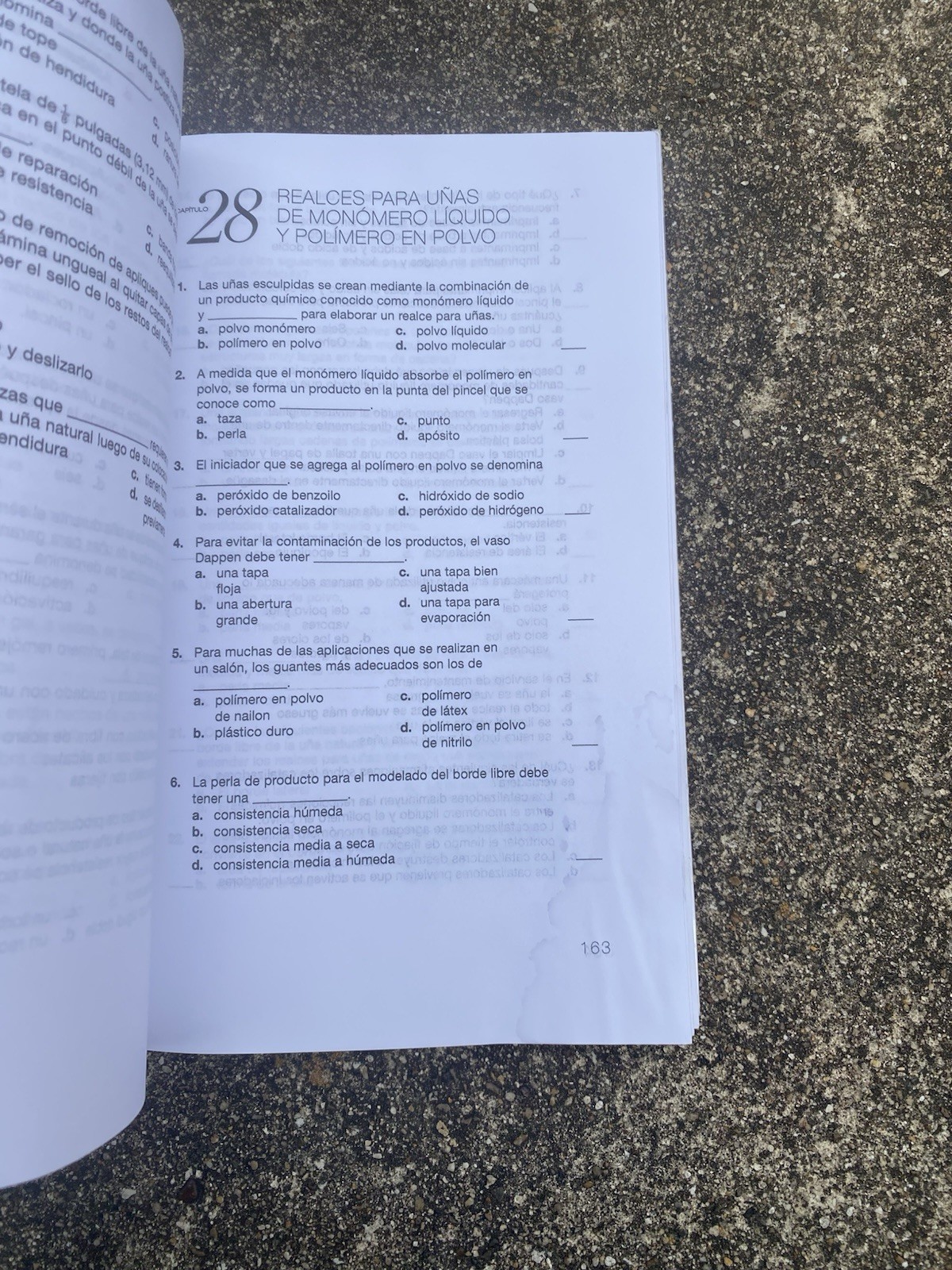Spanish Translated Exam Review for Milady Standard Cosmetology by Milady (2015,