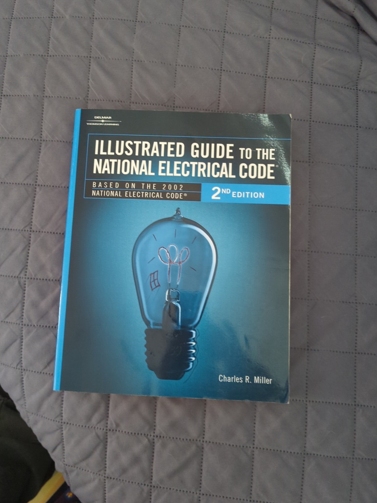 Illustrated Guide to the National Electric Code by Charles Miller (2001,…