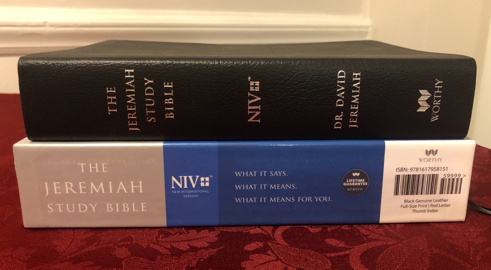 Jeremiah Study Bible – NIV (2016, Black Genuine Leather)