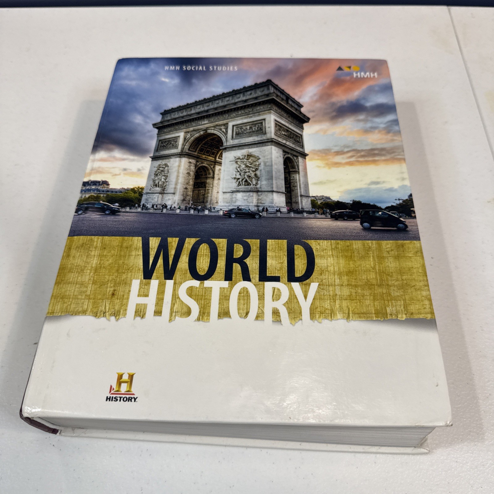 WORLD HISTORY HMH SOCIAL STUDIES HARDCOVER TEXTBOOK HIGH SCHOOL VGOOD CONDITION