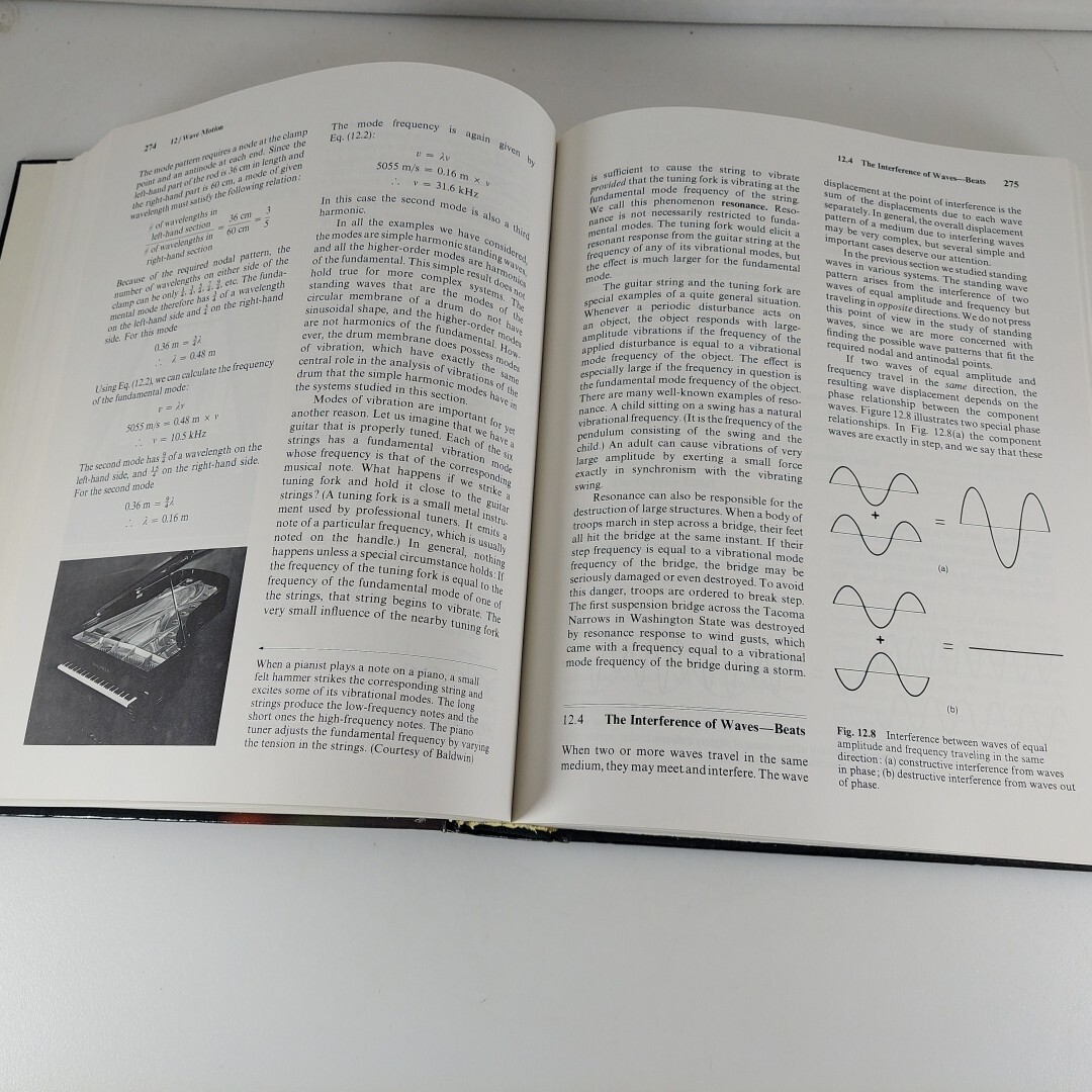 College Physics by John J. O’Dwyer 1981 Wadsworth Publishing 1st Printing HC