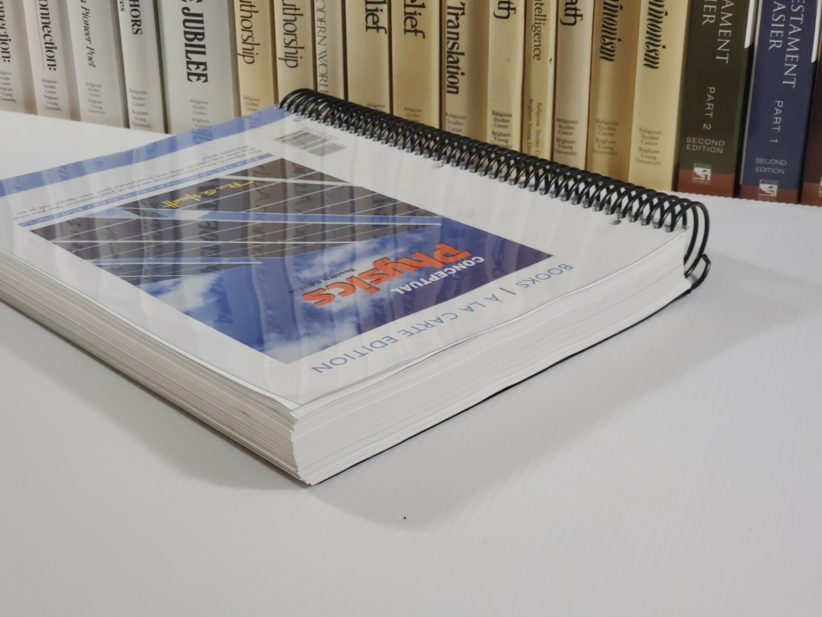Conceptual Physics,Binder 12th Edition by Paul G. Hewitt (Á LA CARTE EDITION)